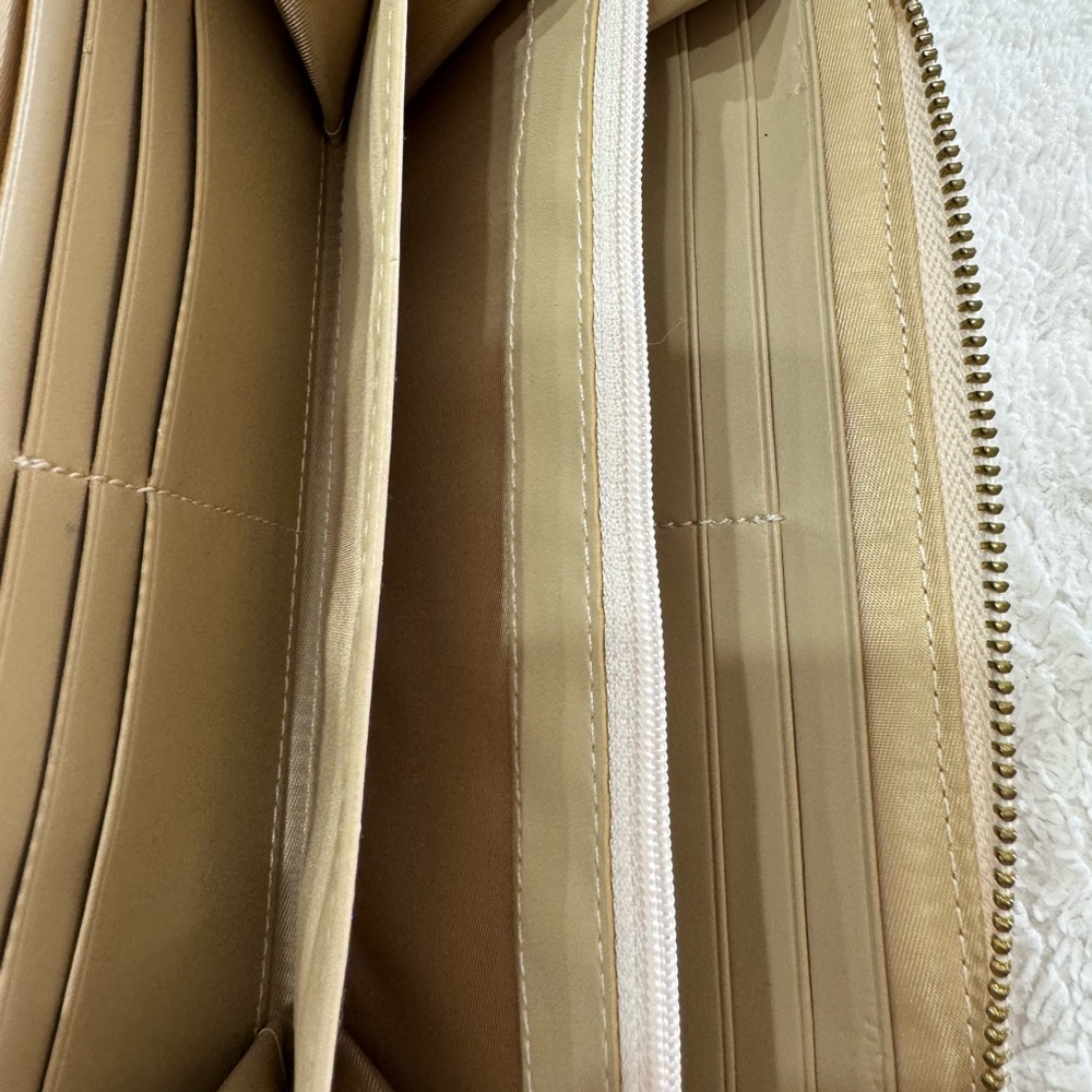C Wonder Snakeskin Wallet - Picture 10 of 13